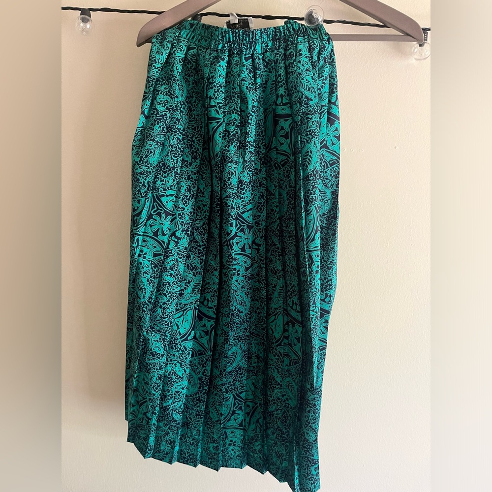 Beautiful Emerald Full-Length Skirt